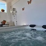 Marily's Seaview With Private Jacuzzi And Bbq * ספרטיה