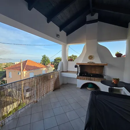 Marily's Seaview With Private Jacuzzi And Bbq Appartement *