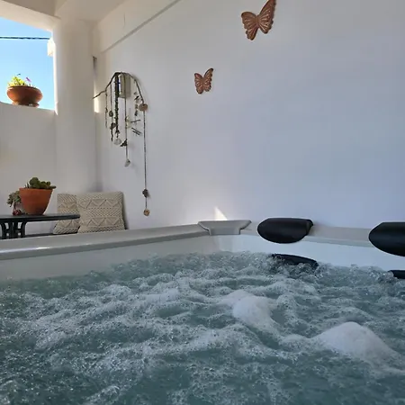 Marily's Seaview With Private Jacuzzi And Bbq * Sparta